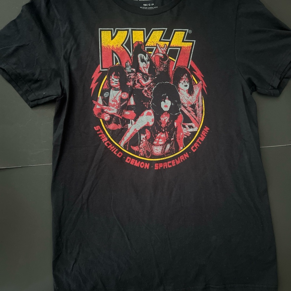 KISS Black Graphic T-Shirt men’s Size Small NEW